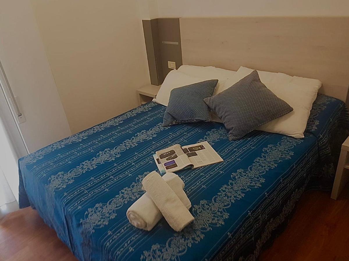 רימיני Hotel Arena מראה חיצוני תמונה